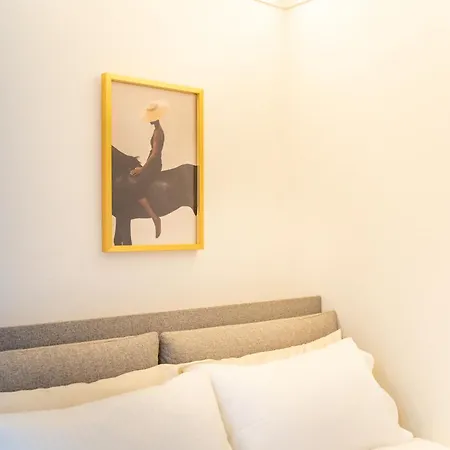 Antico Pozzo - Modern